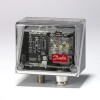 DANFOSS 060-315766 — Реле давления для общепромышленного применения KPI 35, диапазон настройки уставки -0,2-8 бар, дифференциал 0,4-1,5 бар, присоединение G 1/4 