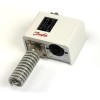 DANFOSS 060L121266 — Реле температуры (термостат) KP 75, IP 30, диапазон настройки уставки 0...40 °C 